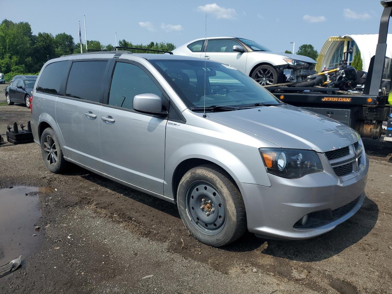 Dodge Caravan