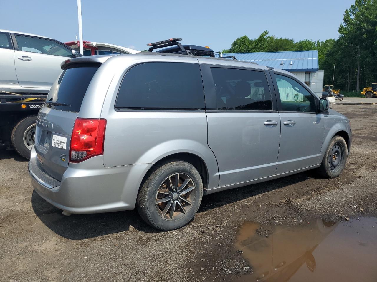 Dodge Caravan