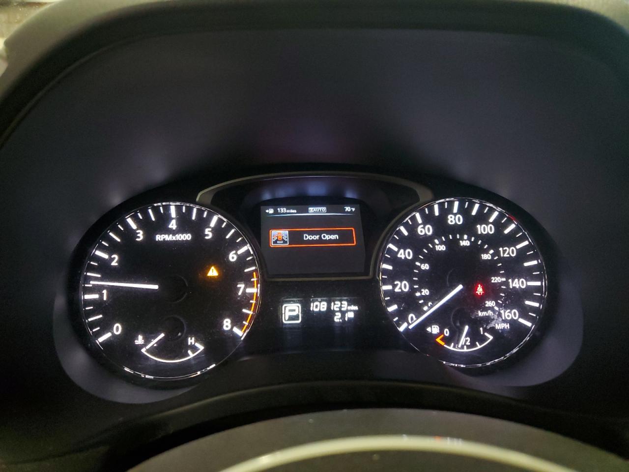 Nissan Pathfinder S
