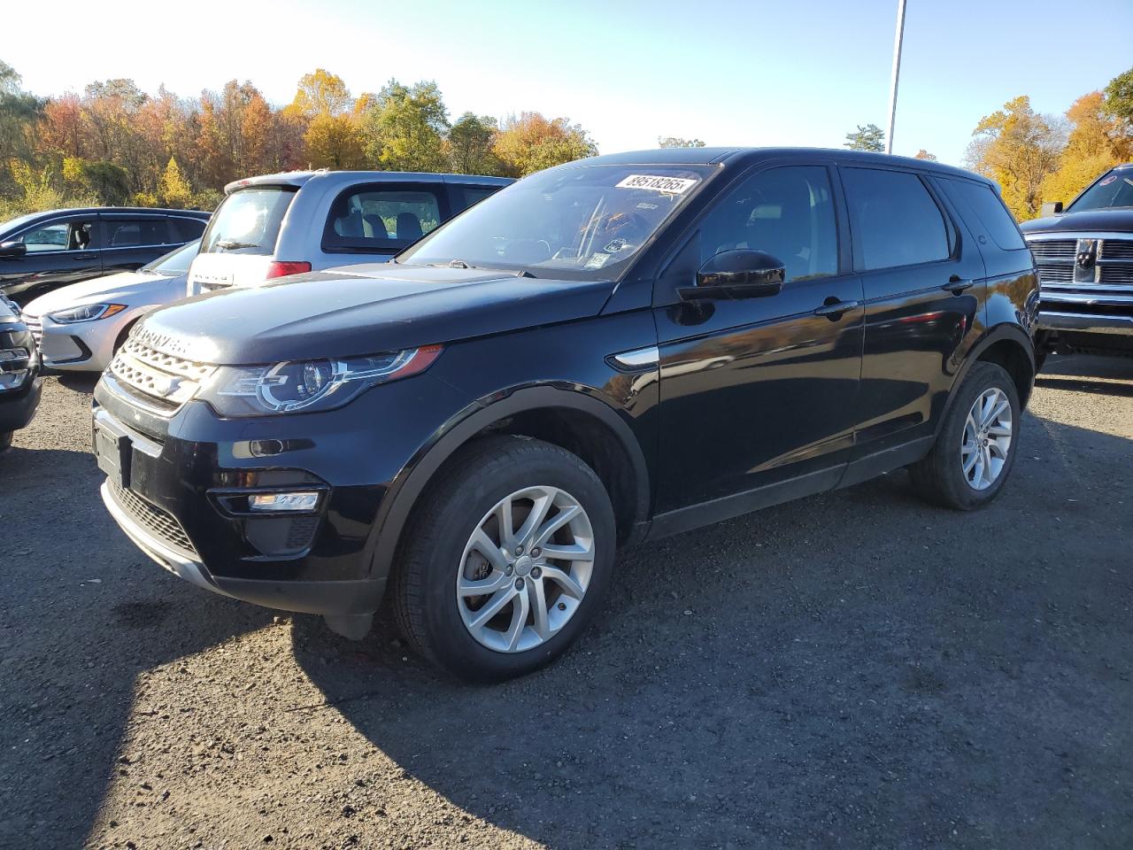 Salvage Land Rover Discovery Image