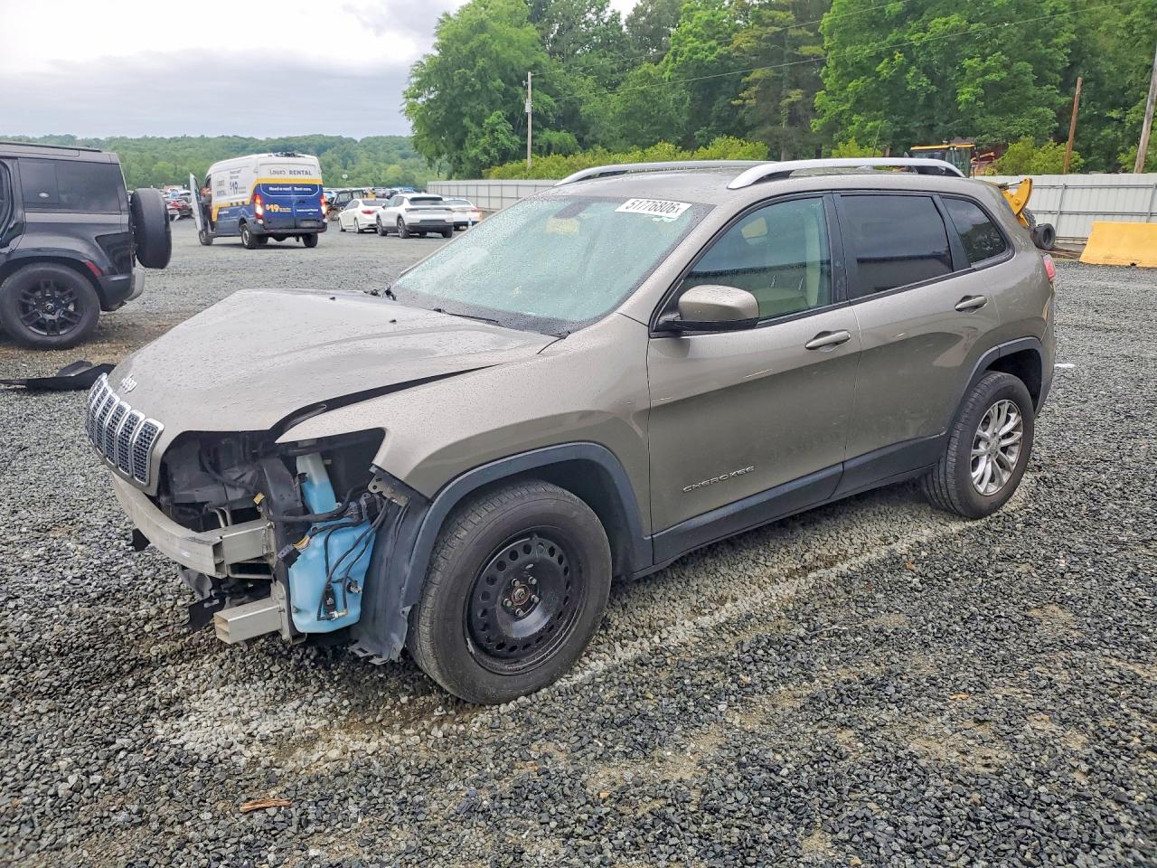 Salvage Jeep Grand Cherokee Image