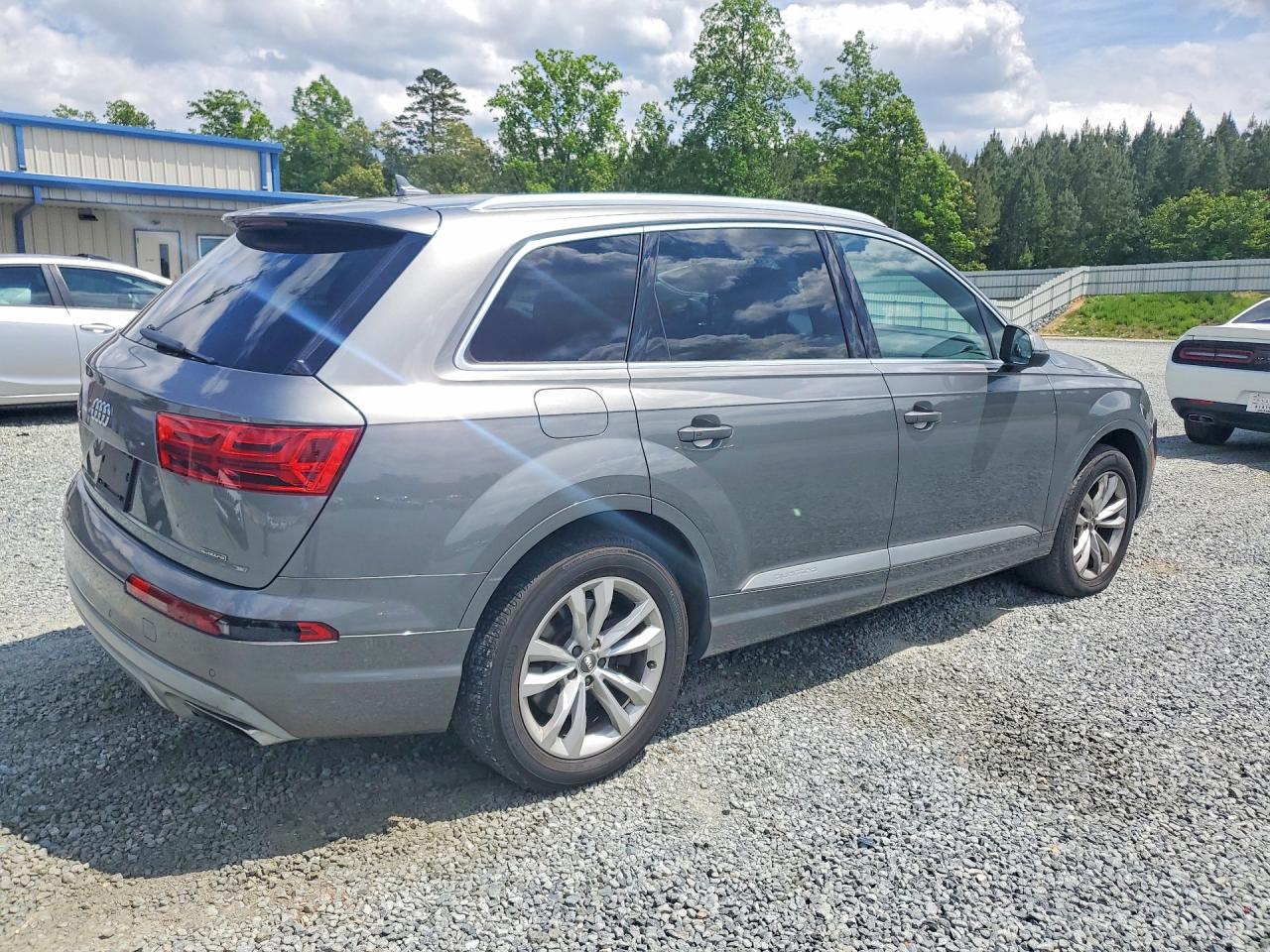 Audi Q7 Premium
