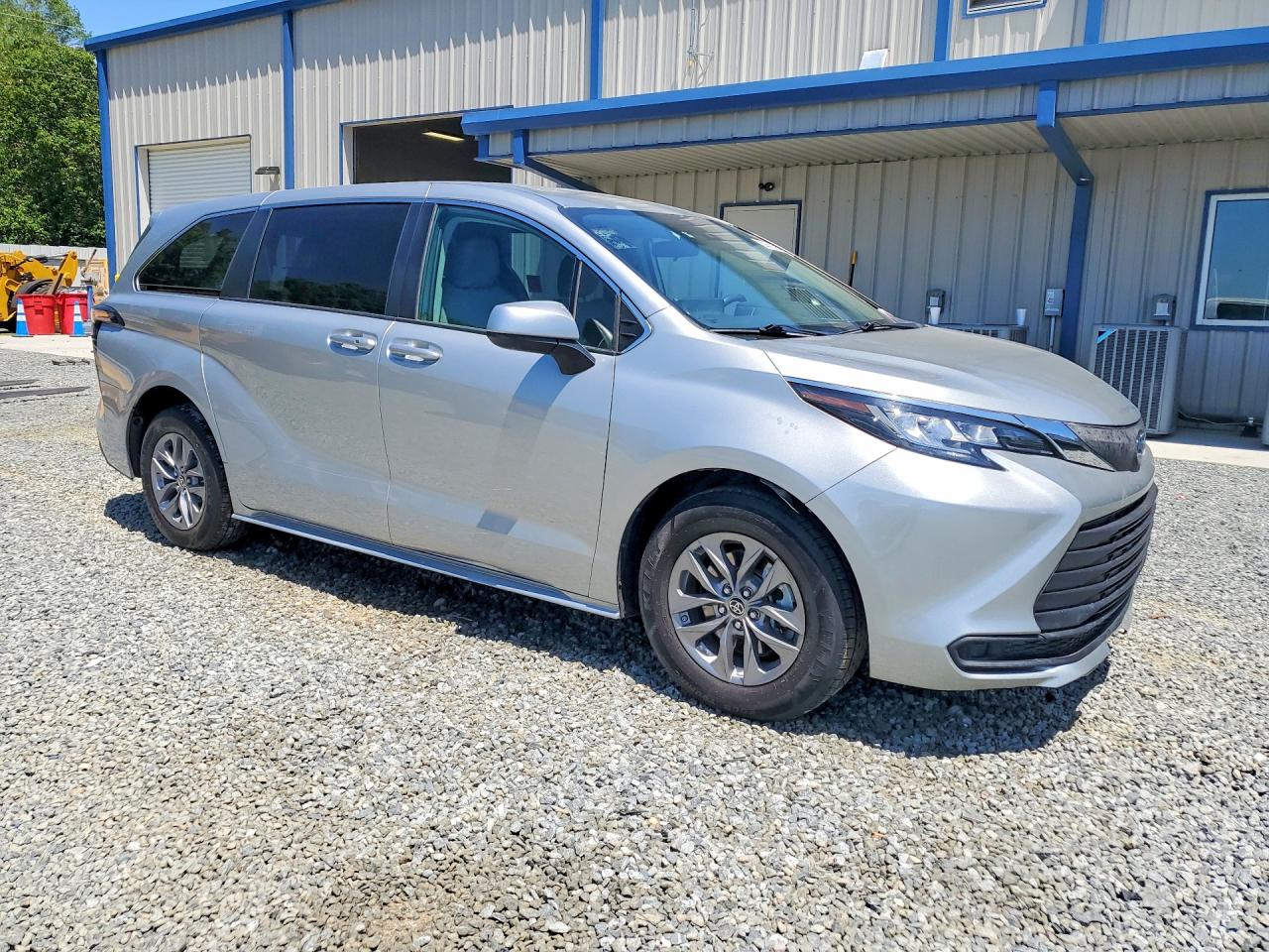 Toyota Sienna Le