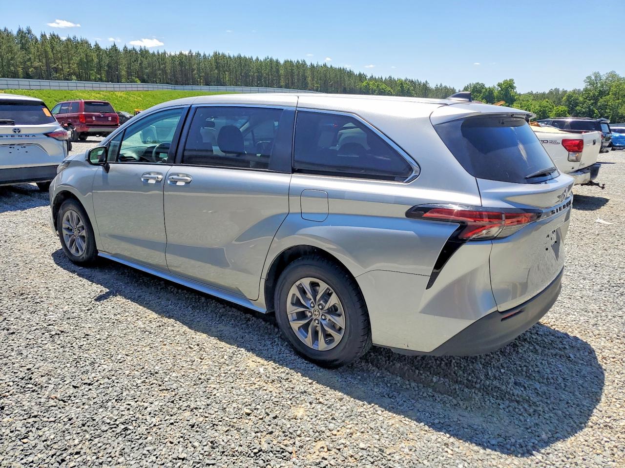 Toyota Sienna Le