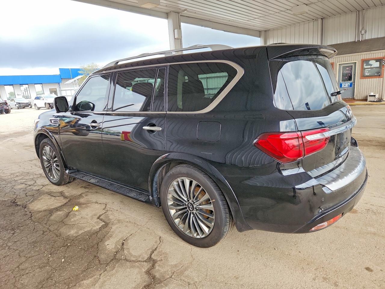 INFINITI Qx Luxe