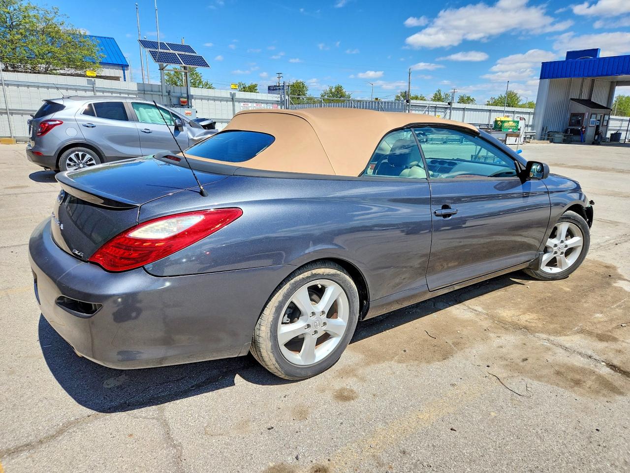 Toyota Camry Sle V6