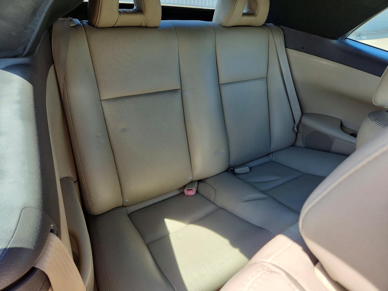 Toyota Camry Sle V6