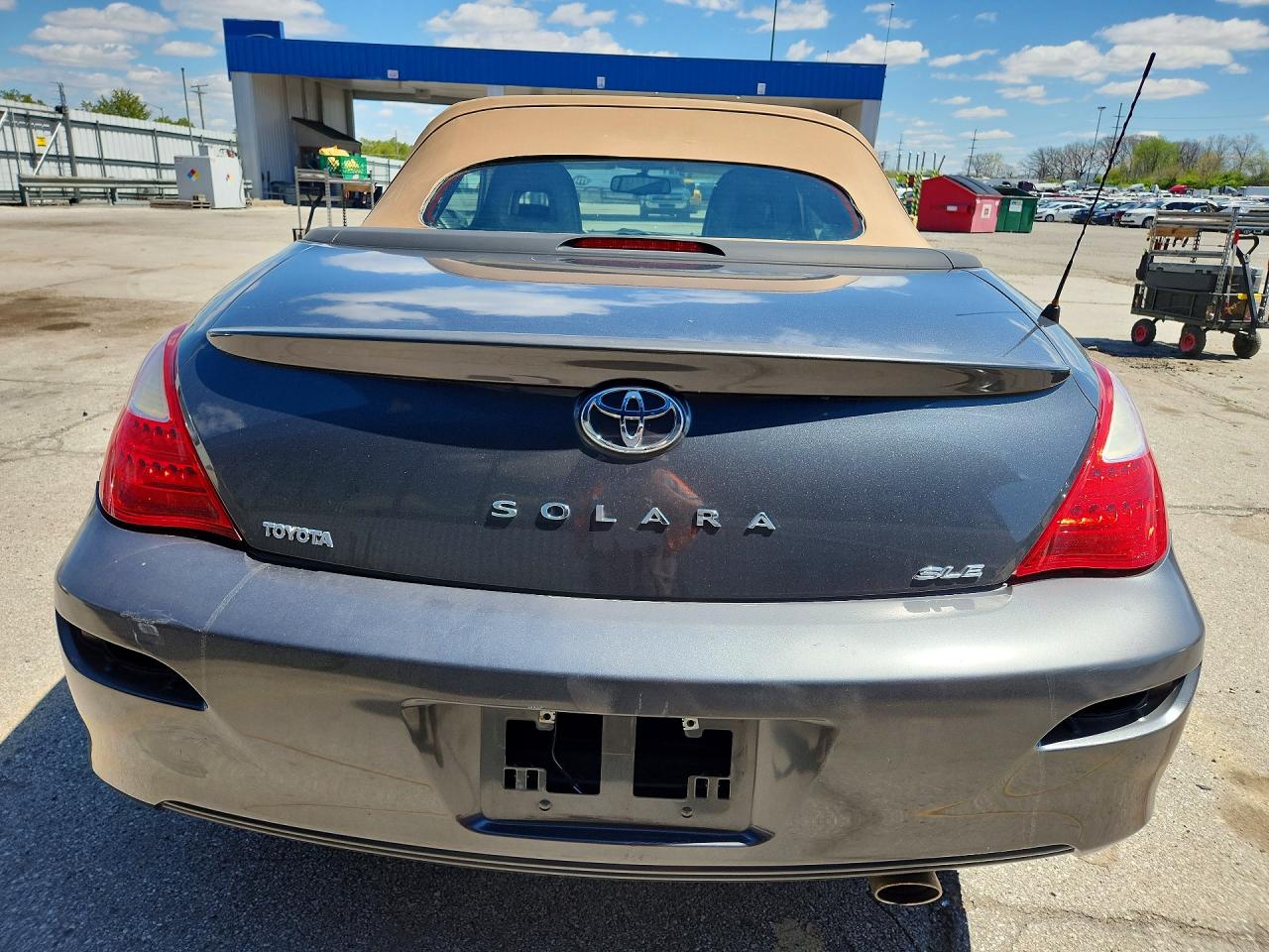 Toyota Camry Sle V6