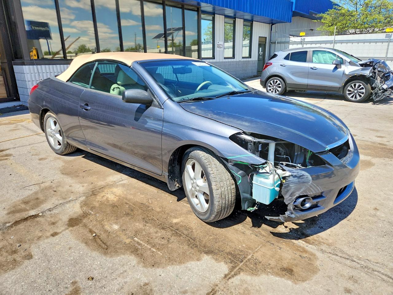 Toyota Camry Sle V6
