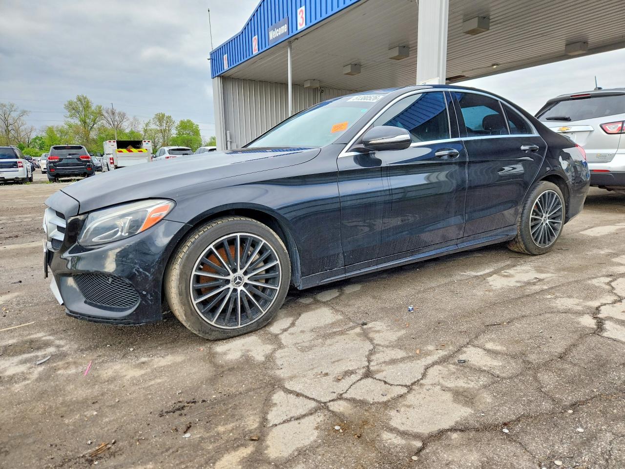 Salvage Mercedes-Benz C-Class Image