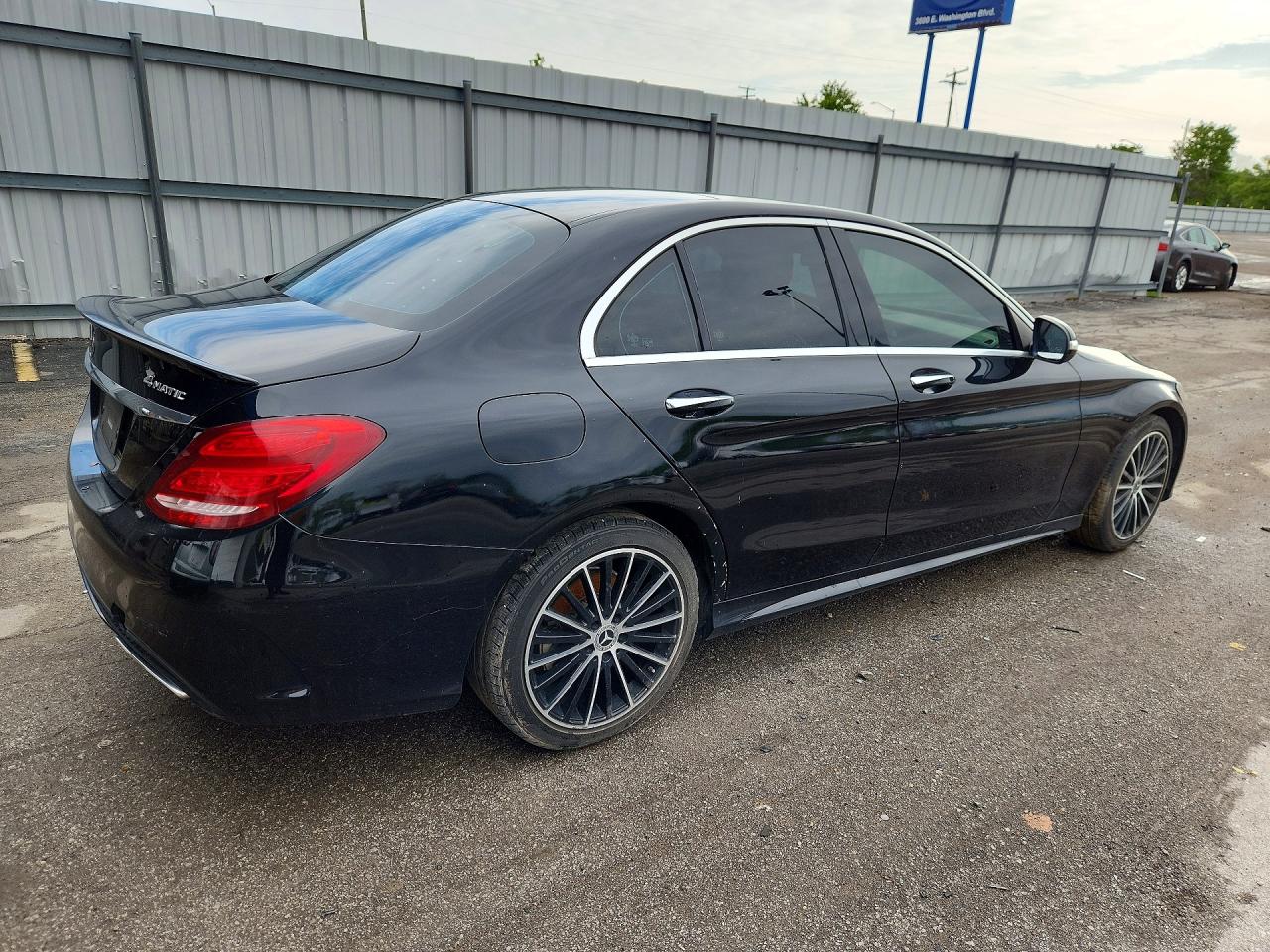 Mercedes-Benz C-Class 300 4matic