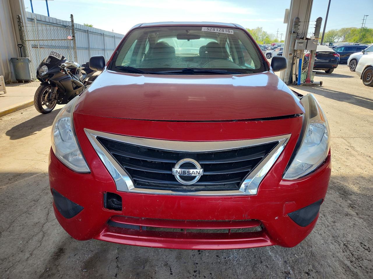 Nissan Versa 1.6 S Plus