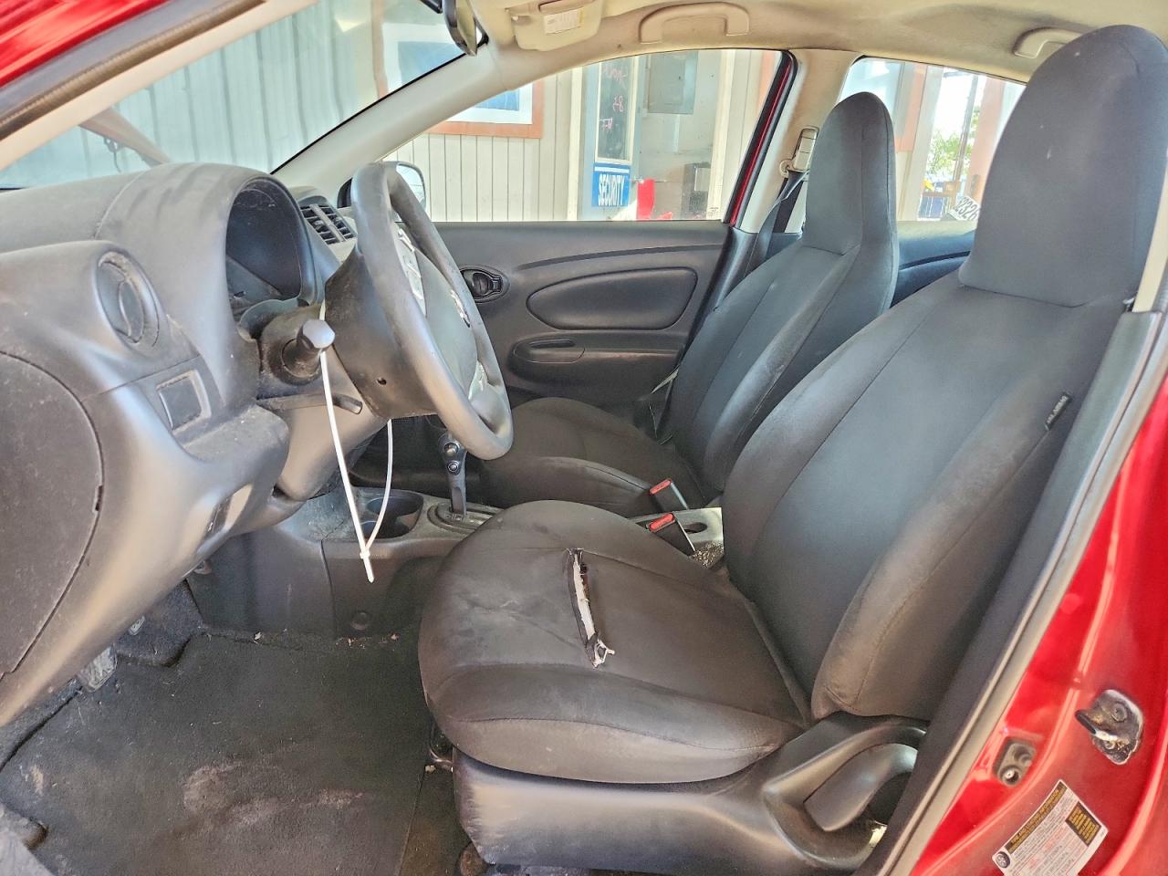 Nissan Versa 1.6 S Plus