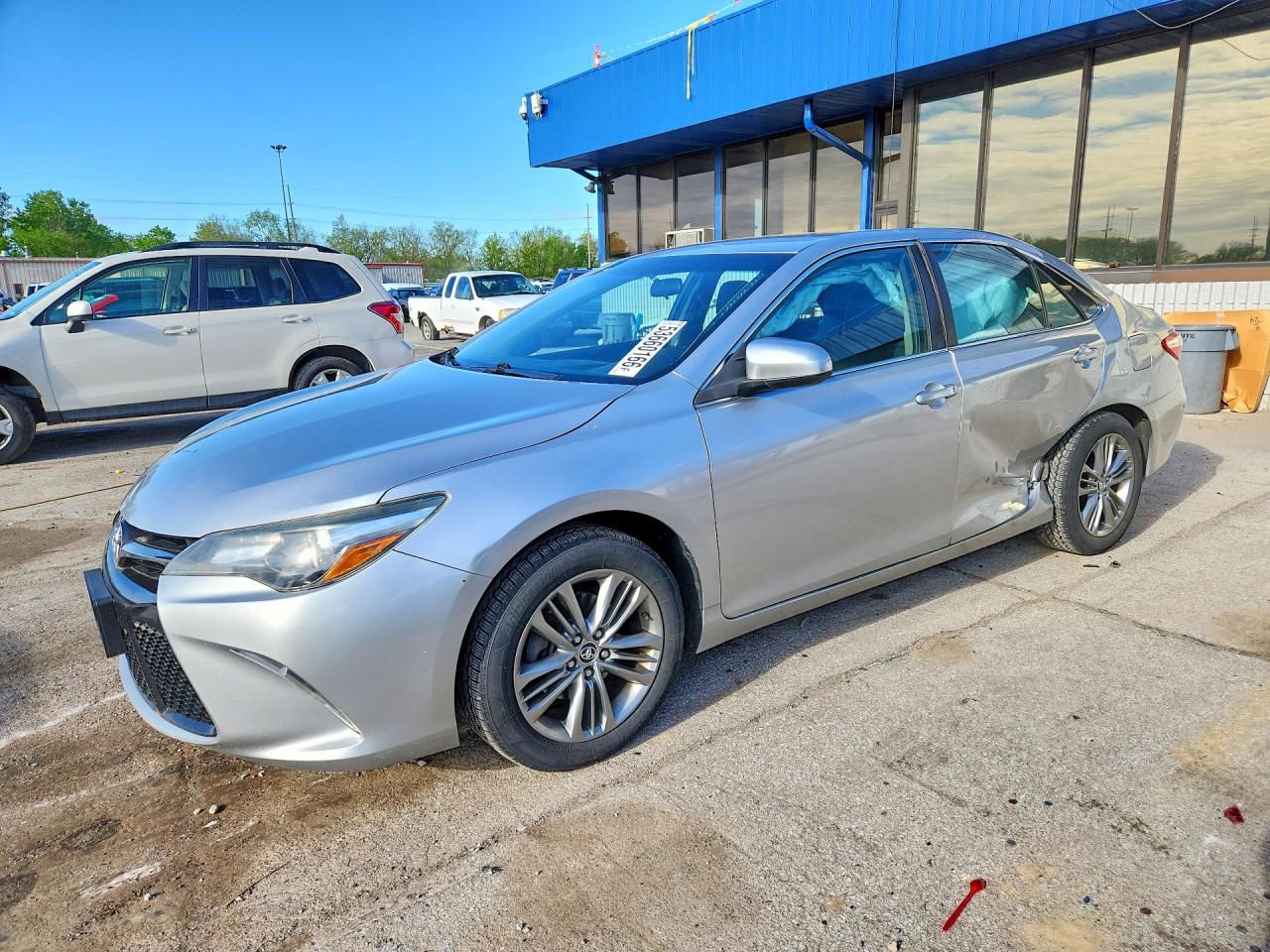 Salvage Toyota Camry Image