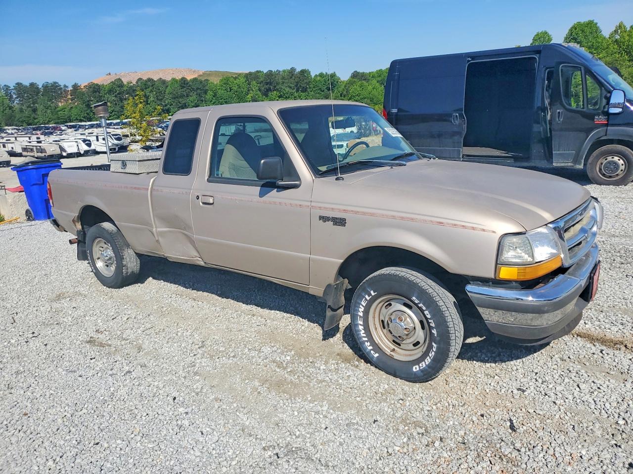 Ford Ranger Super Cab