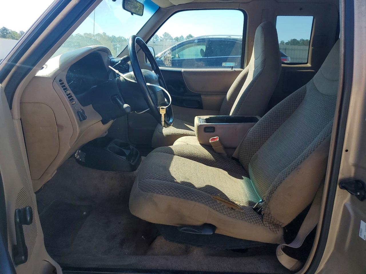 Ford Ranger Super Cab
