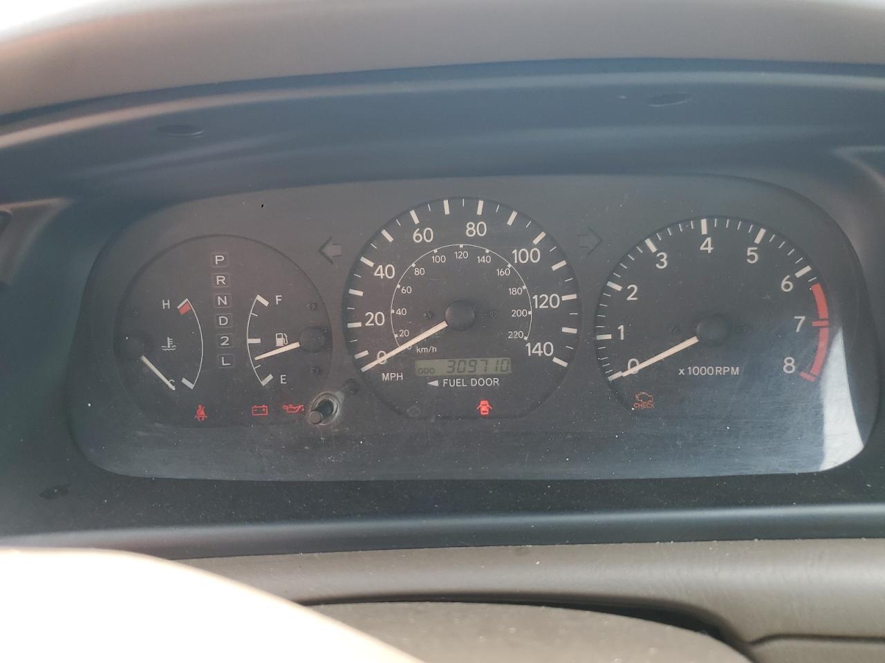 Toyota Camry Le
