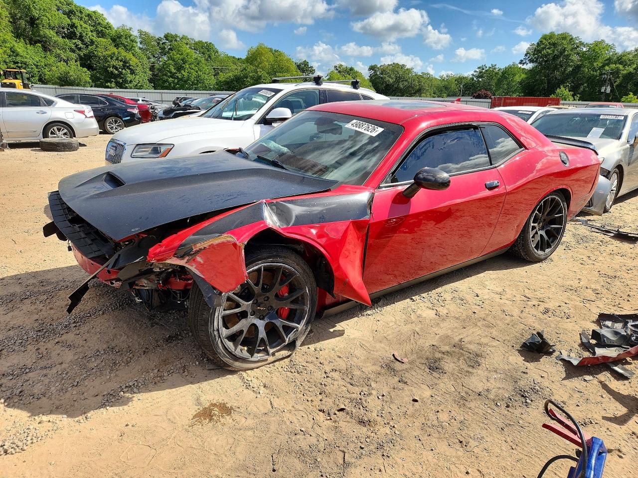 Salvage Dodge Challenger Image