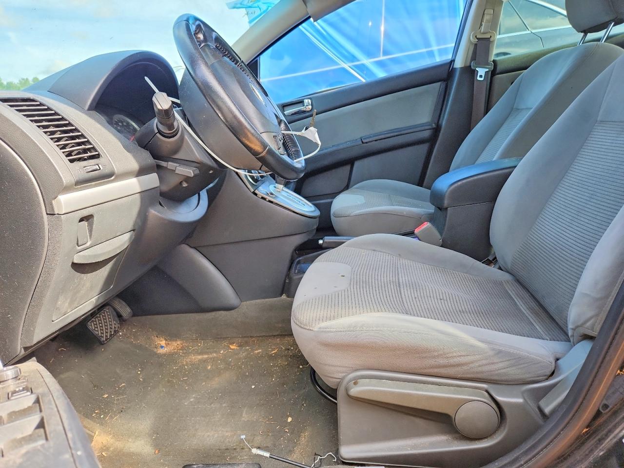 Nissan Sentra 2.0