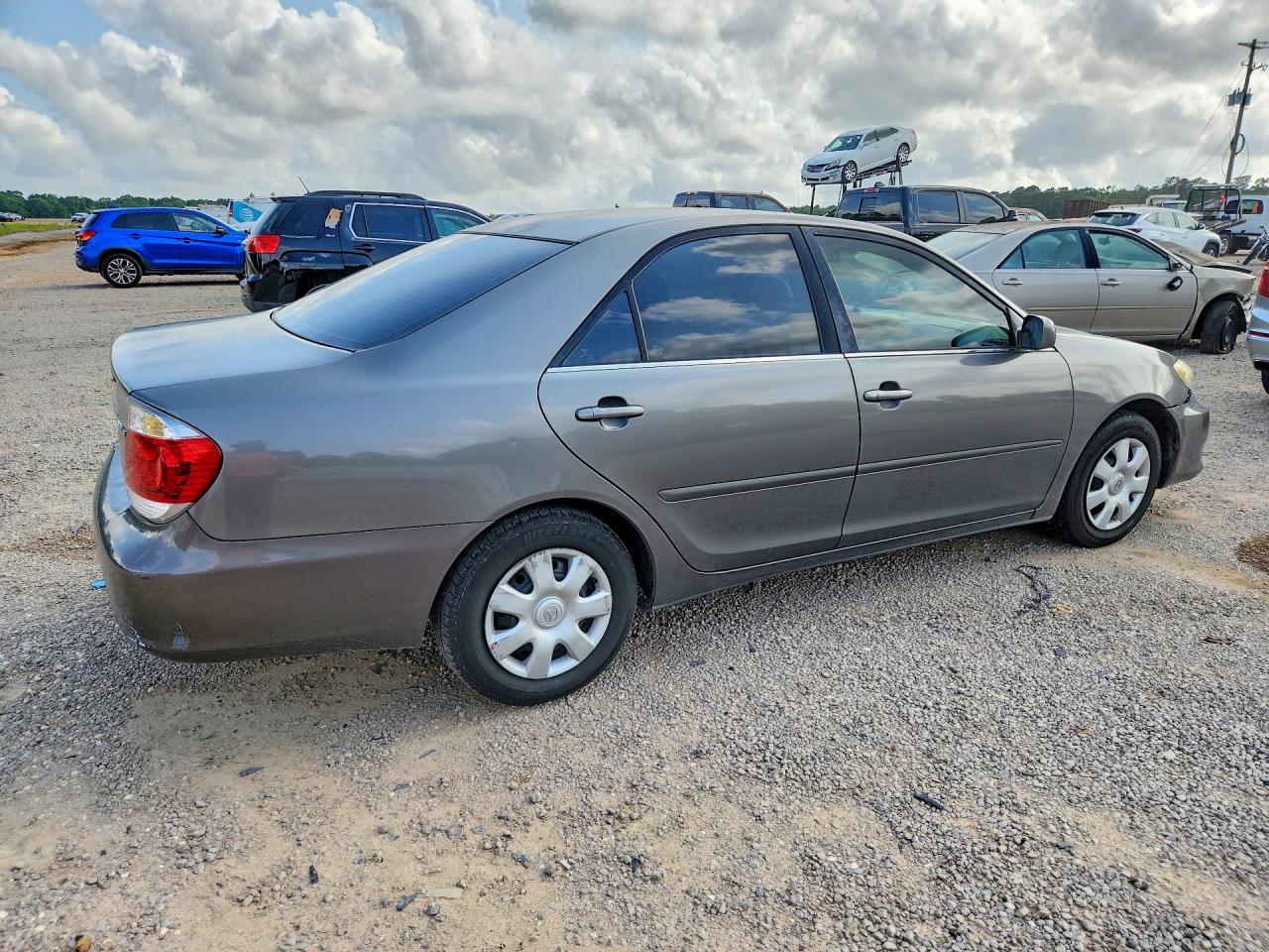 Toyota Camry Standard