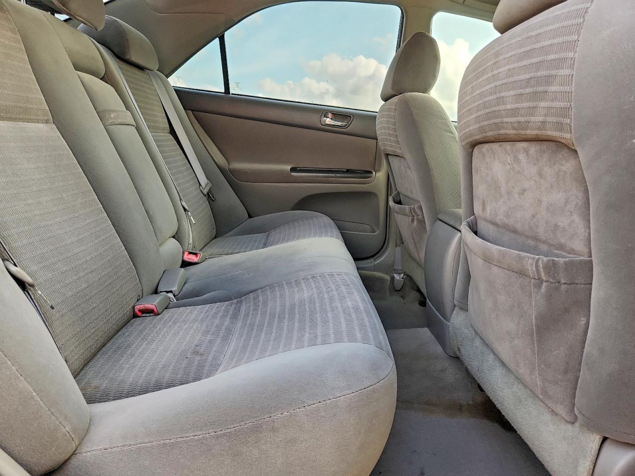 Toyota Camry Standard