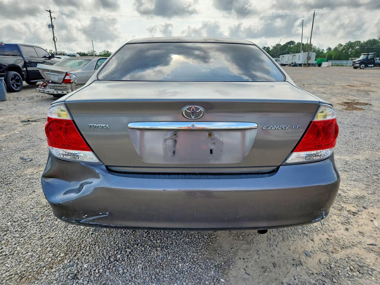 Toyota Camry Standard