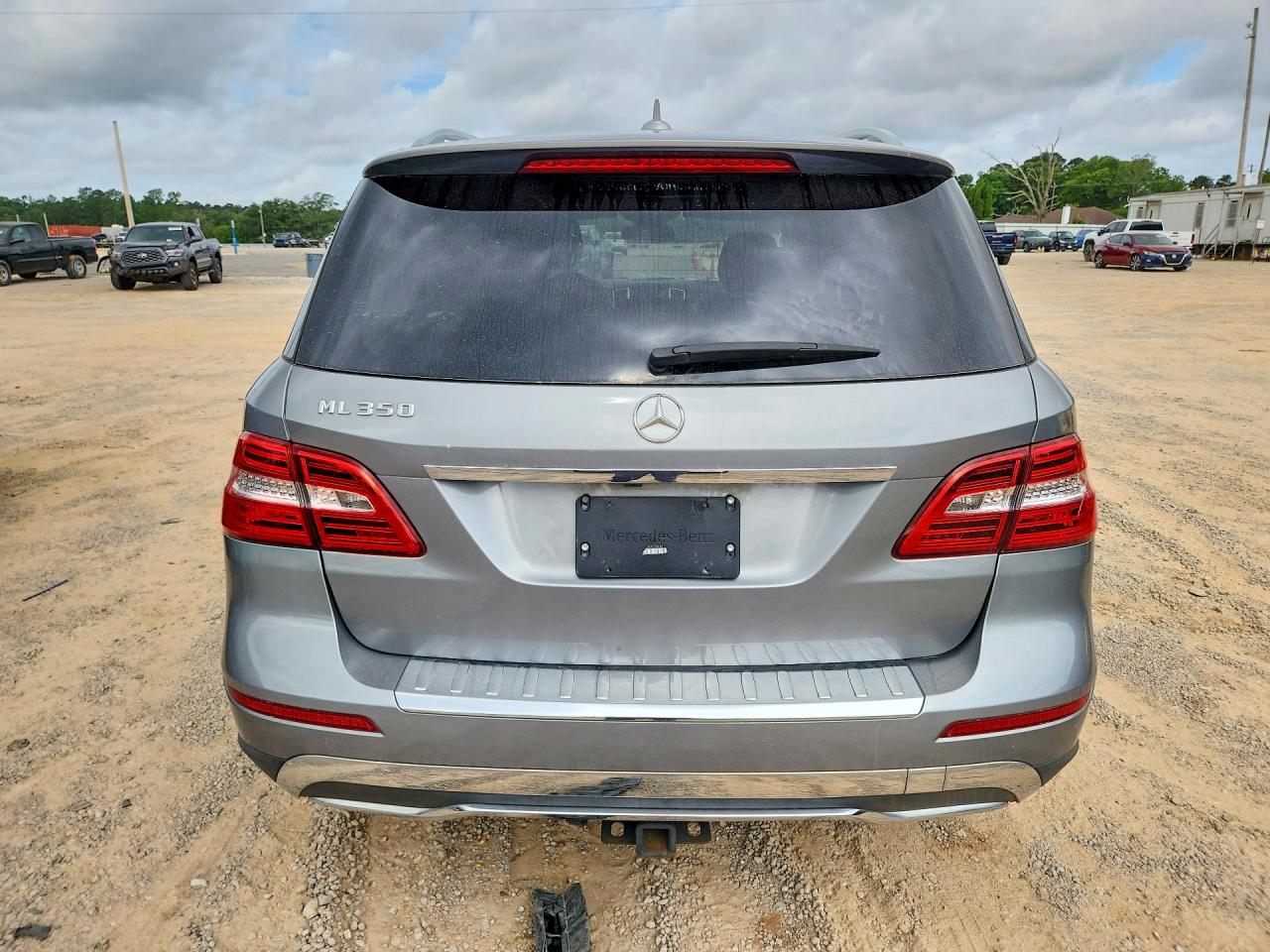 Mercedes-Benz M-Class 350