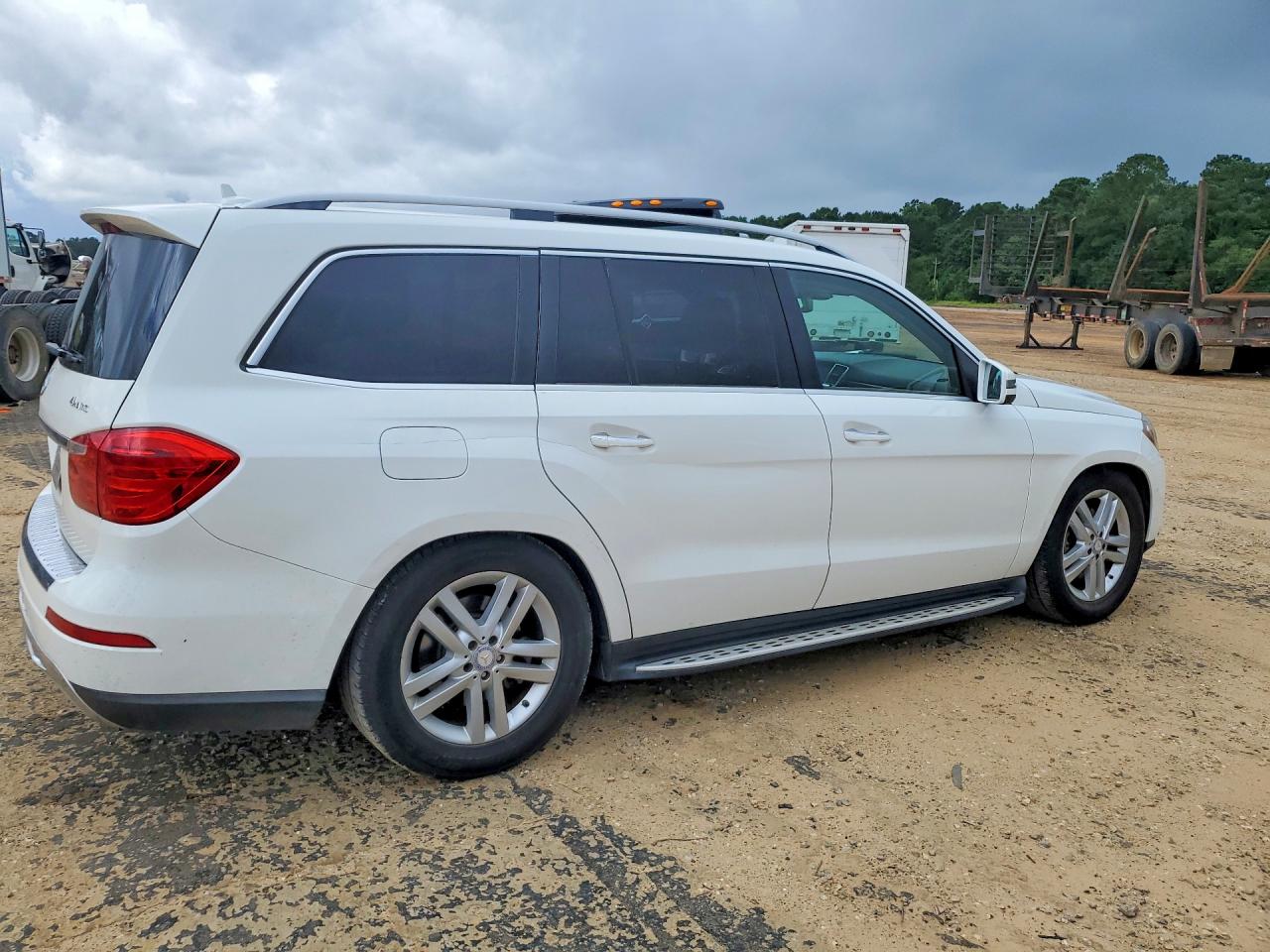 Mercedes-Benz G-Class 450 4matic