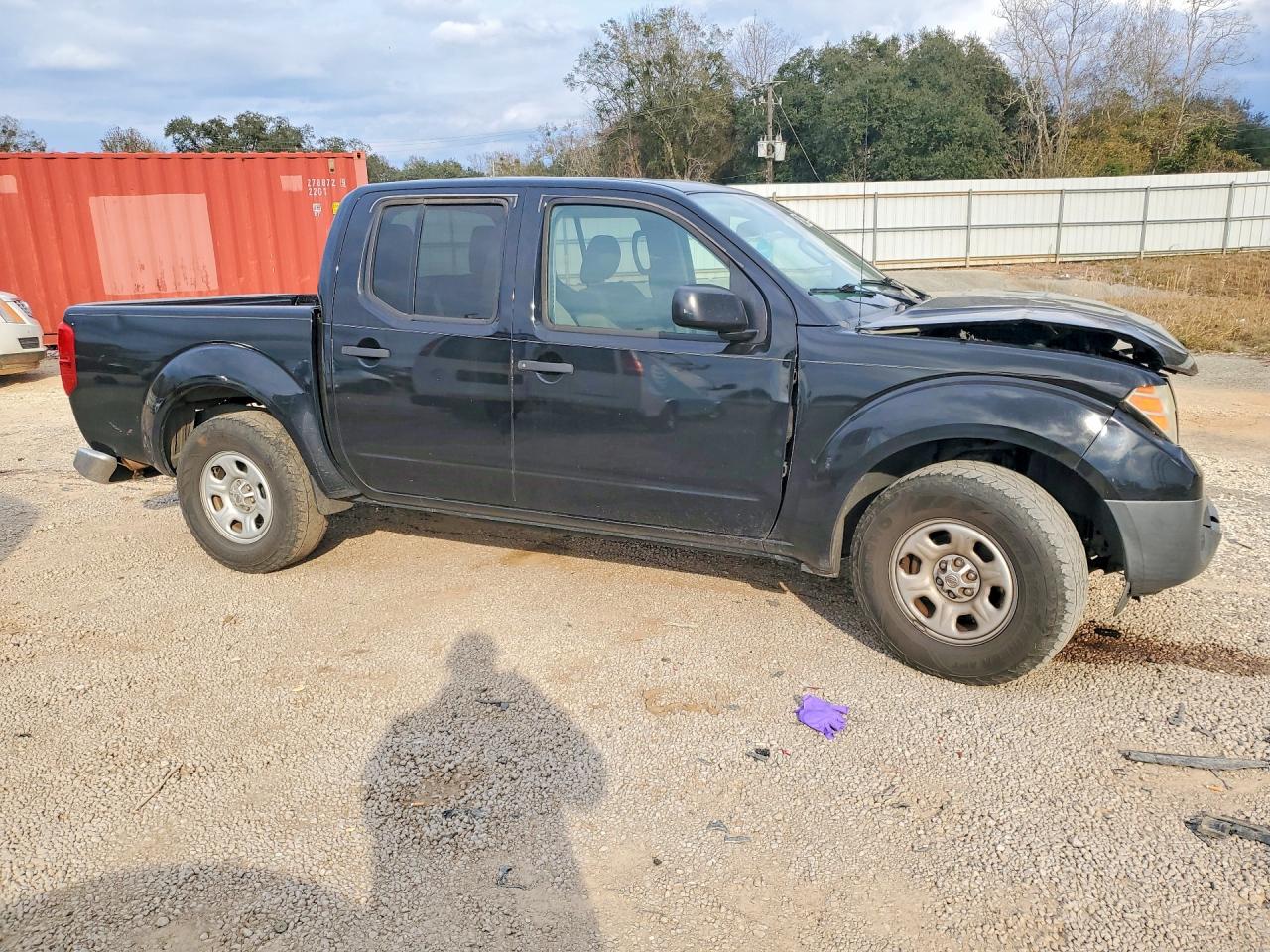 Nissan Frontier S