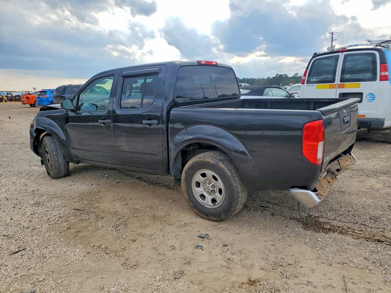 Nissan Frontier S