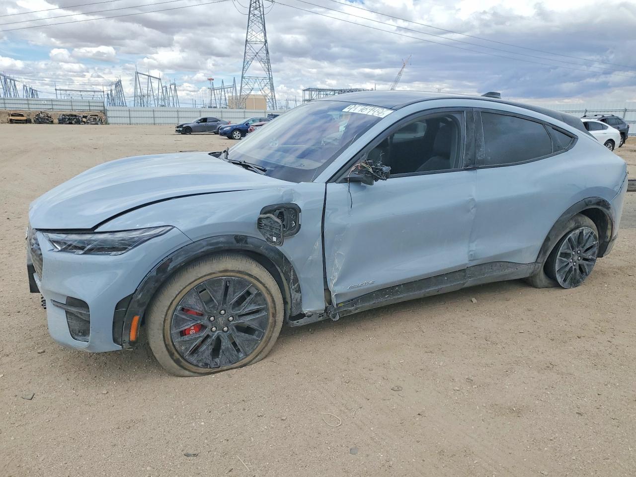 Salvage Ford Mustang Image