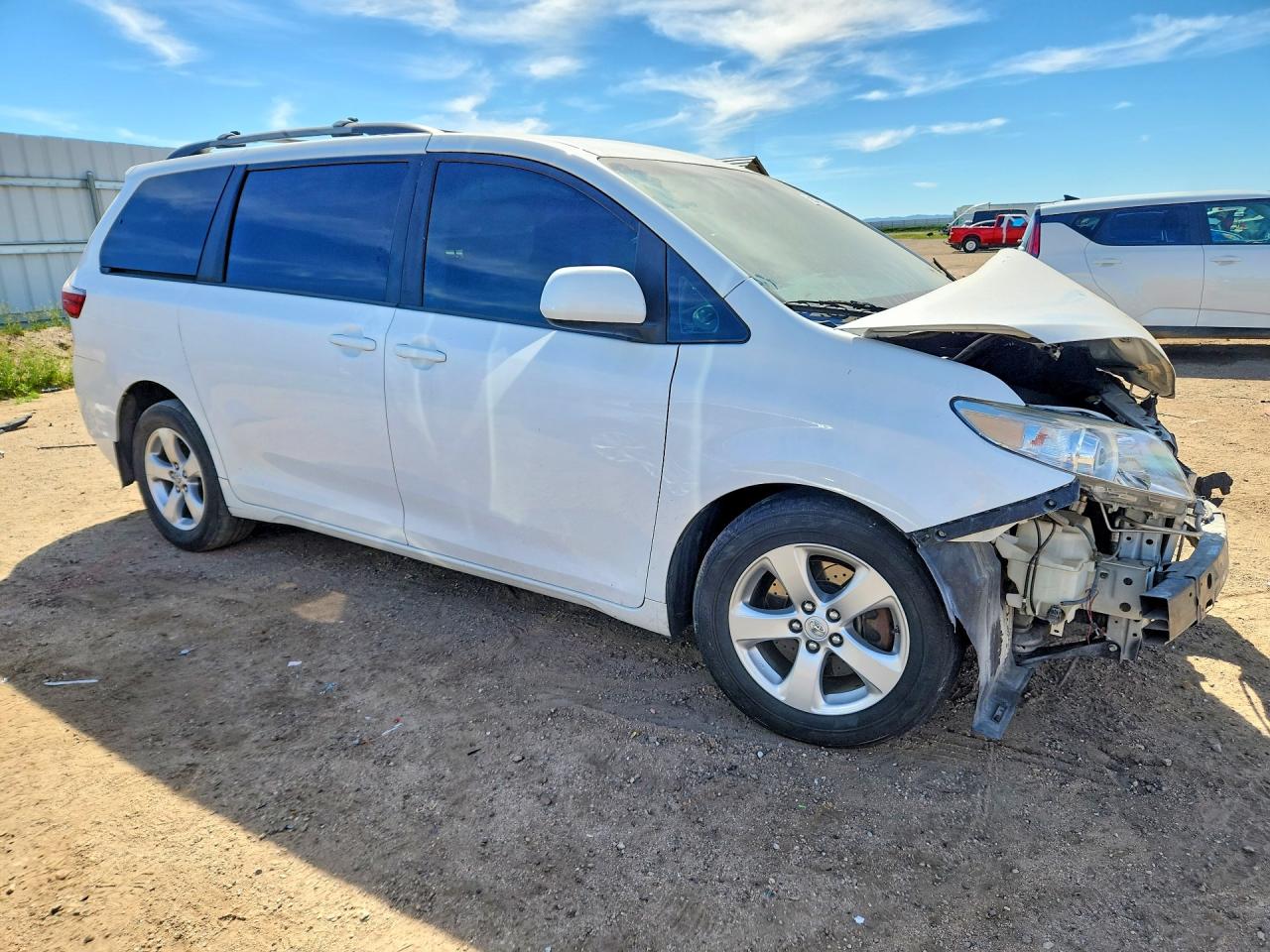 Toyota Sienna Le