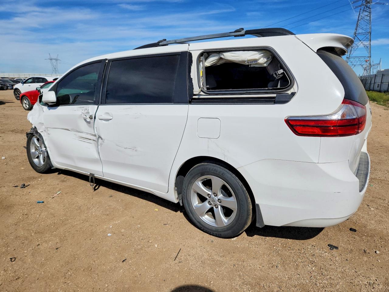 Toyota Sienna Le