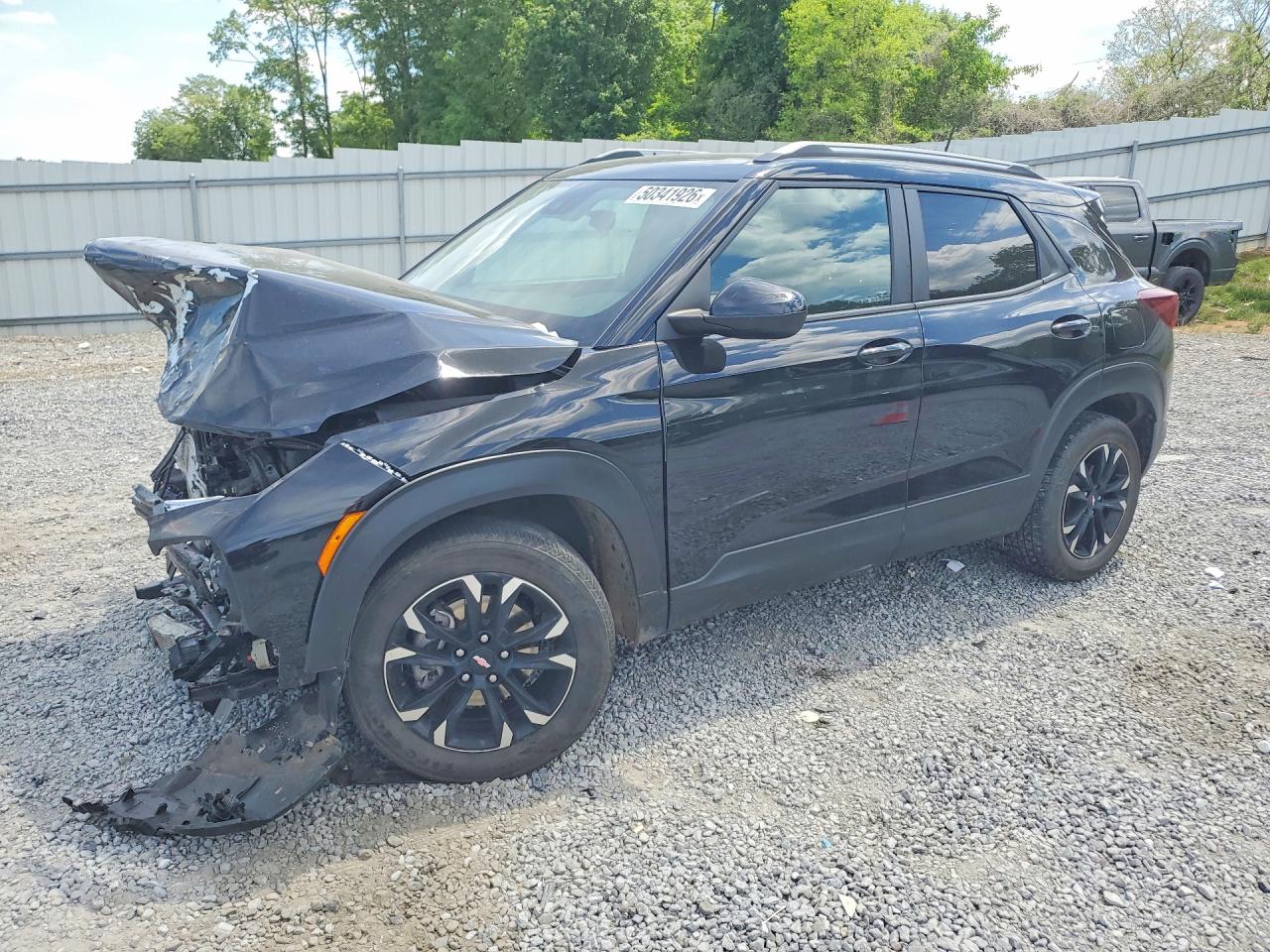 Salvage Chevrolet Trailblazer Image