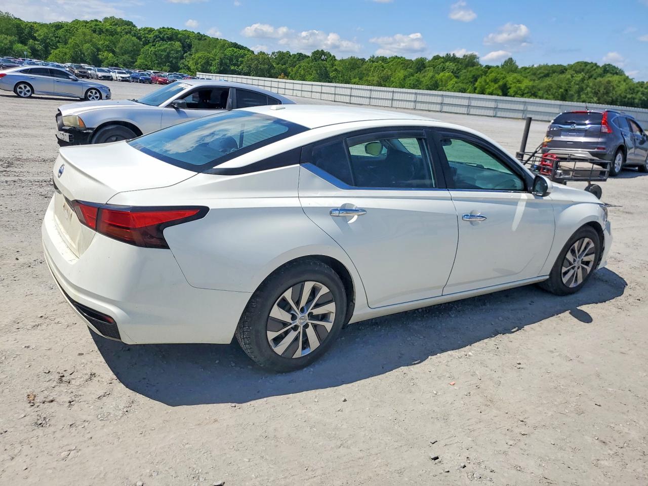 Nissan Altima S