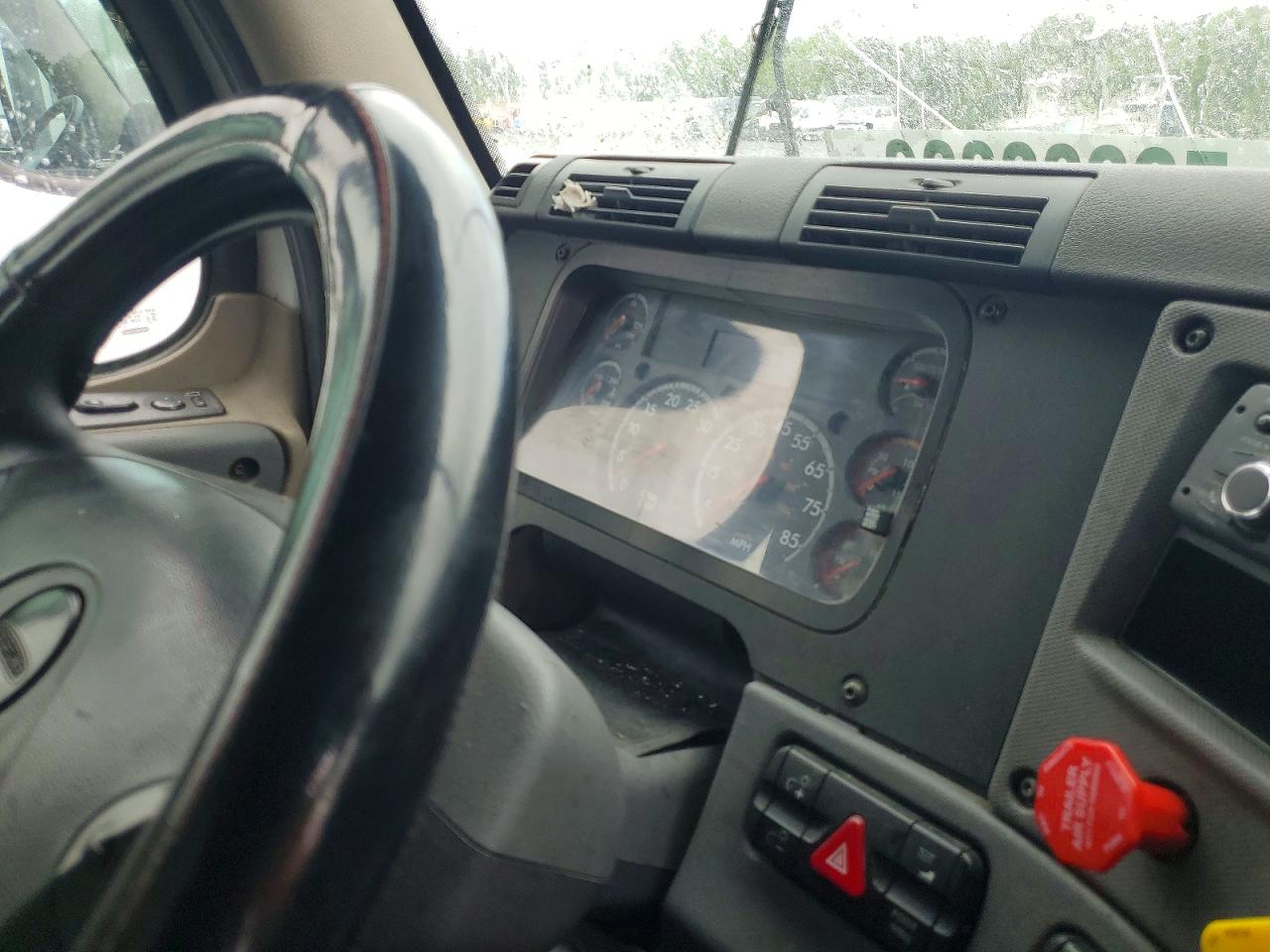 Freightliner Cascadia 125