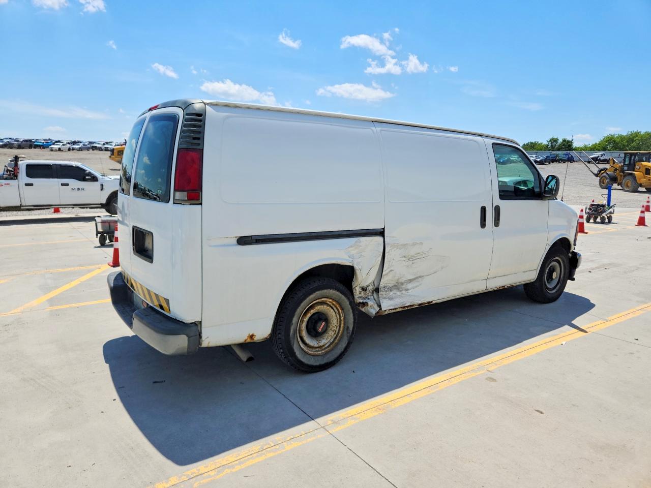 GMC Savana G2500