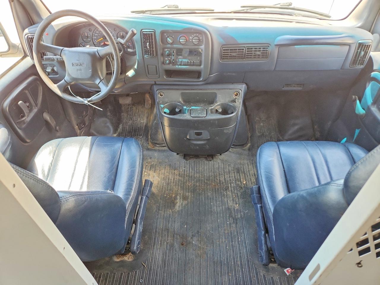 GMC Savana G2500