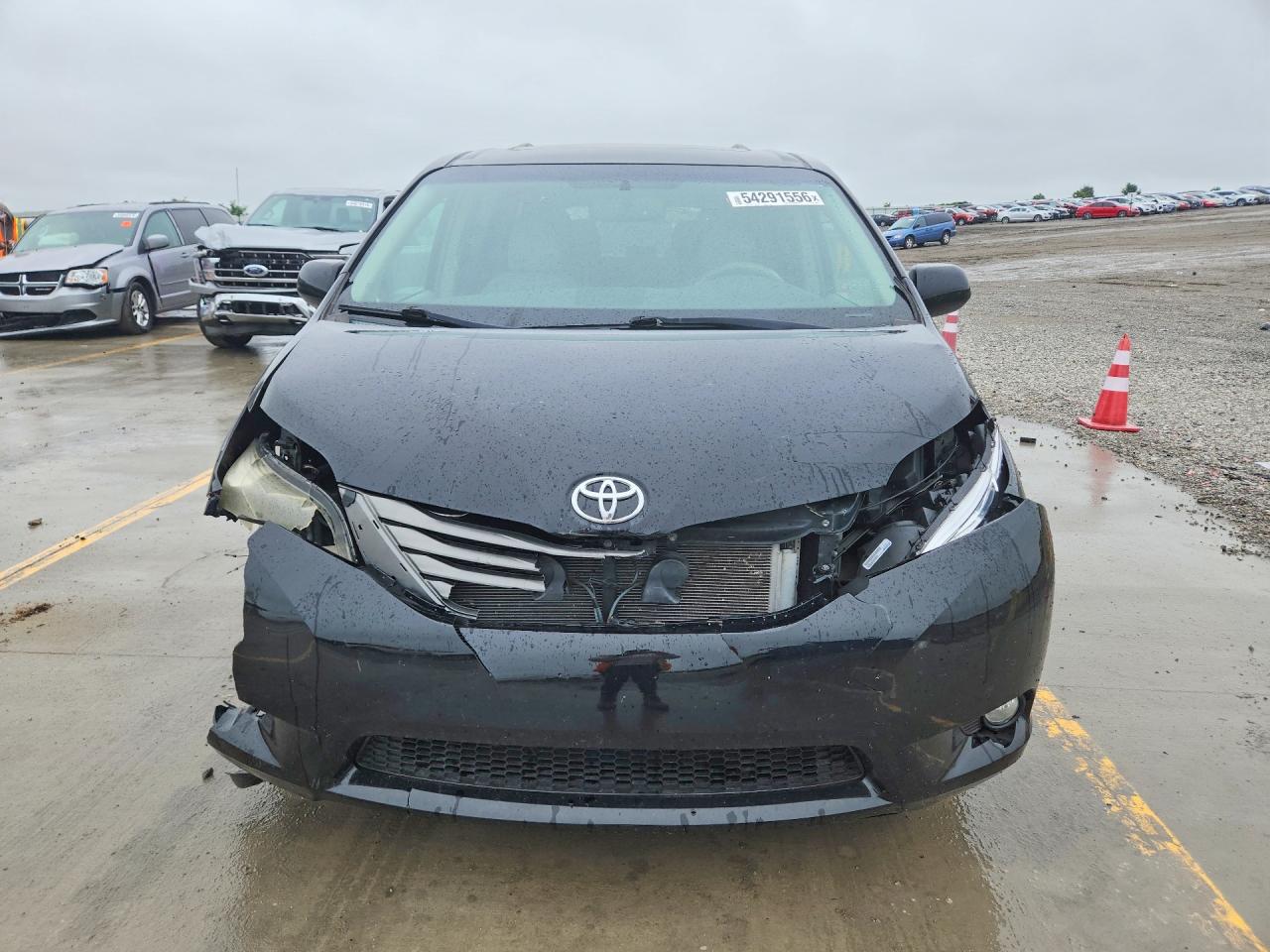 Toyota Sienna Xle 8-passenger