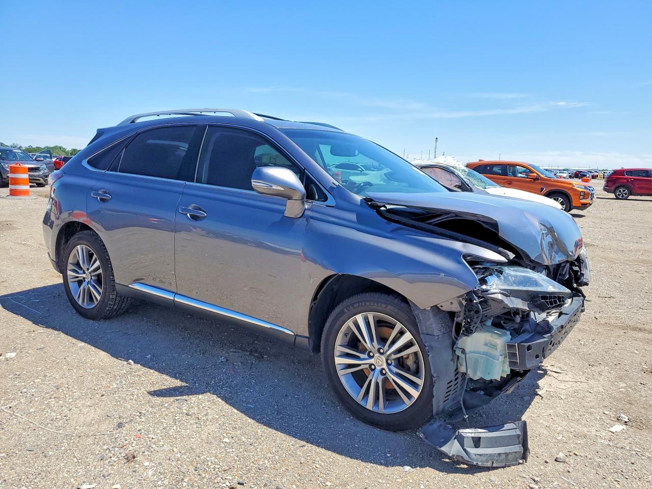 Lexus RX Base