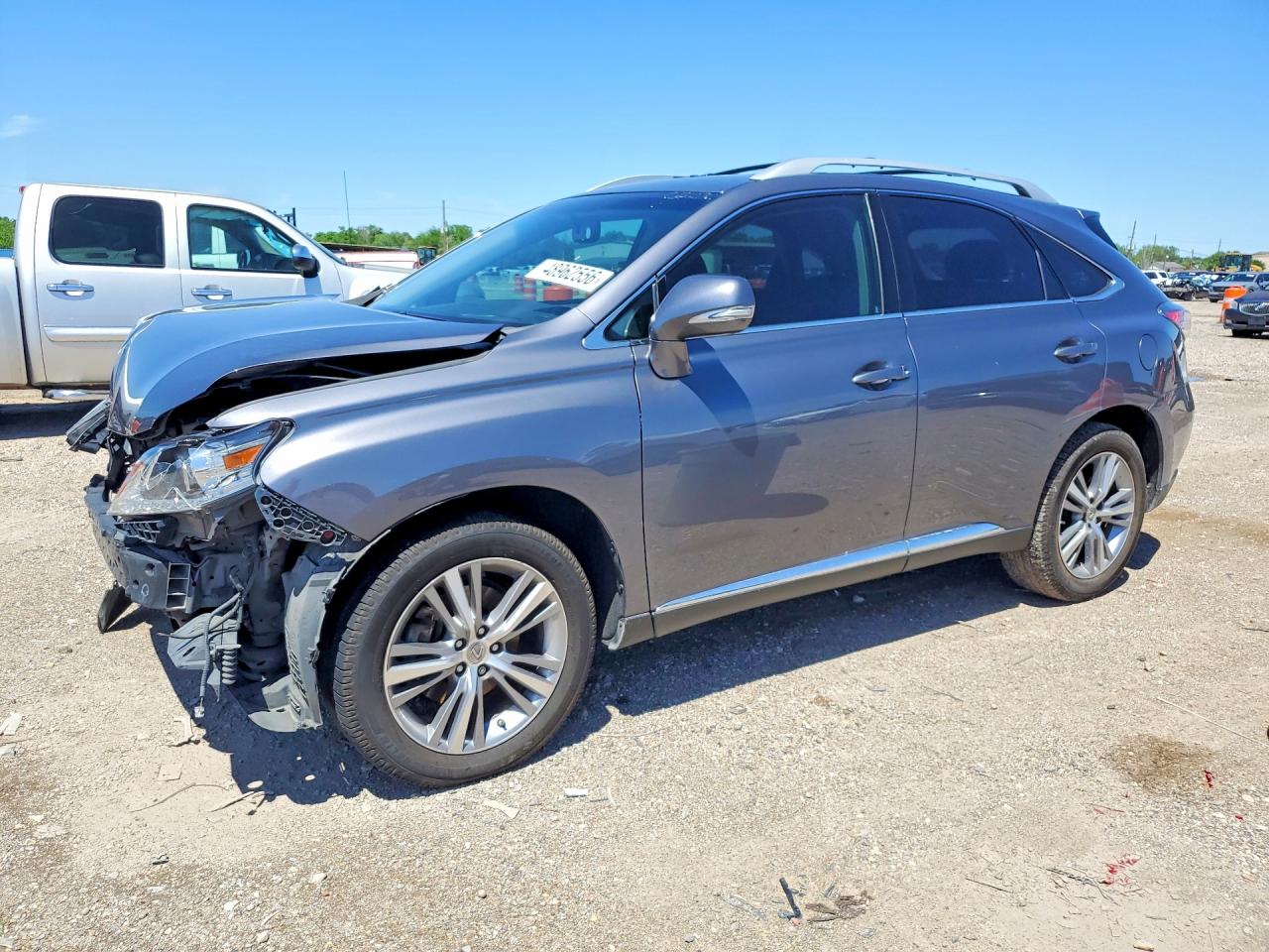 Salvage Lexus RX Image