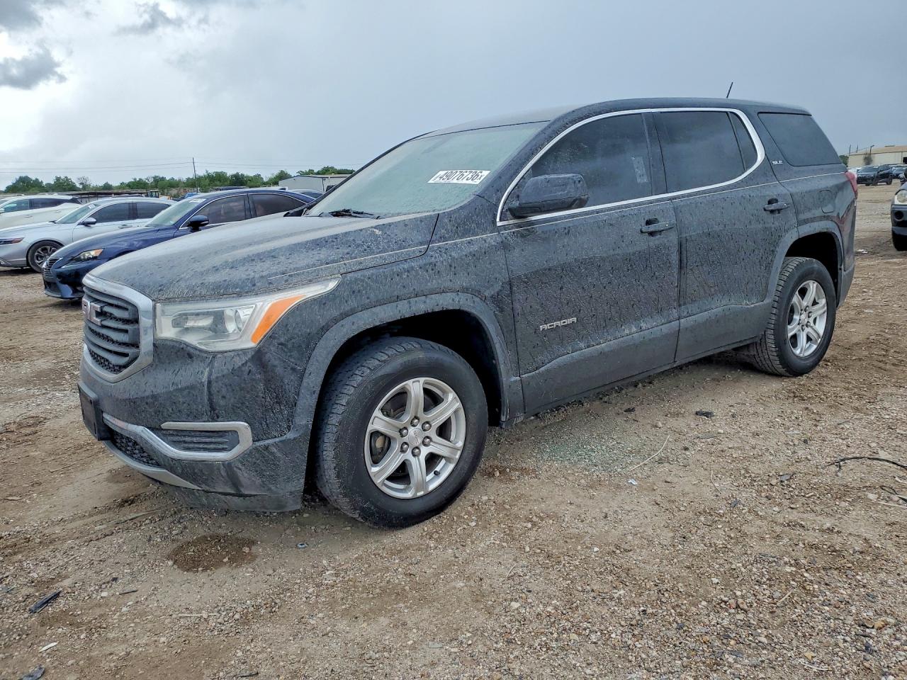 Salvage GMC Acadia Image