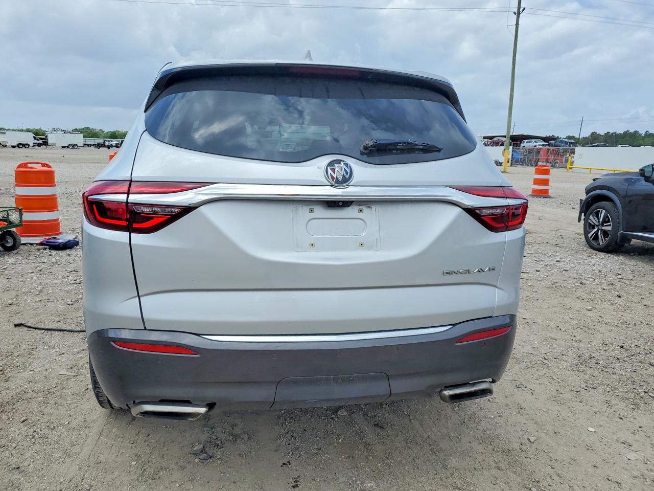 Buick Enclave Essence