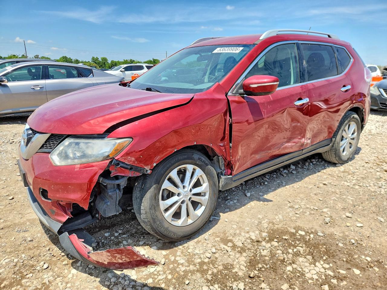 Salvage Nissan Rogue Image