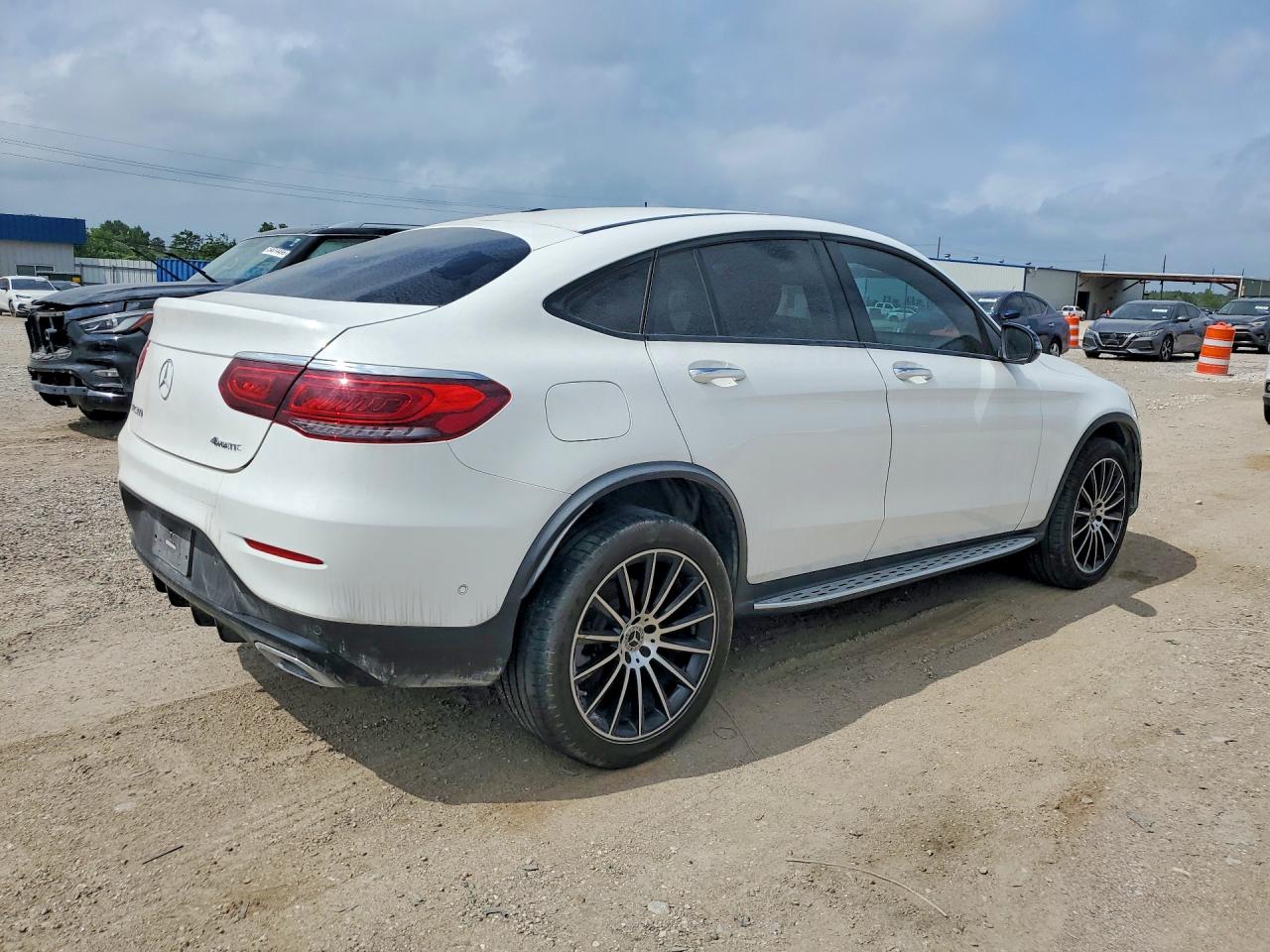 Mercedes-Benz GLC 300 4matic