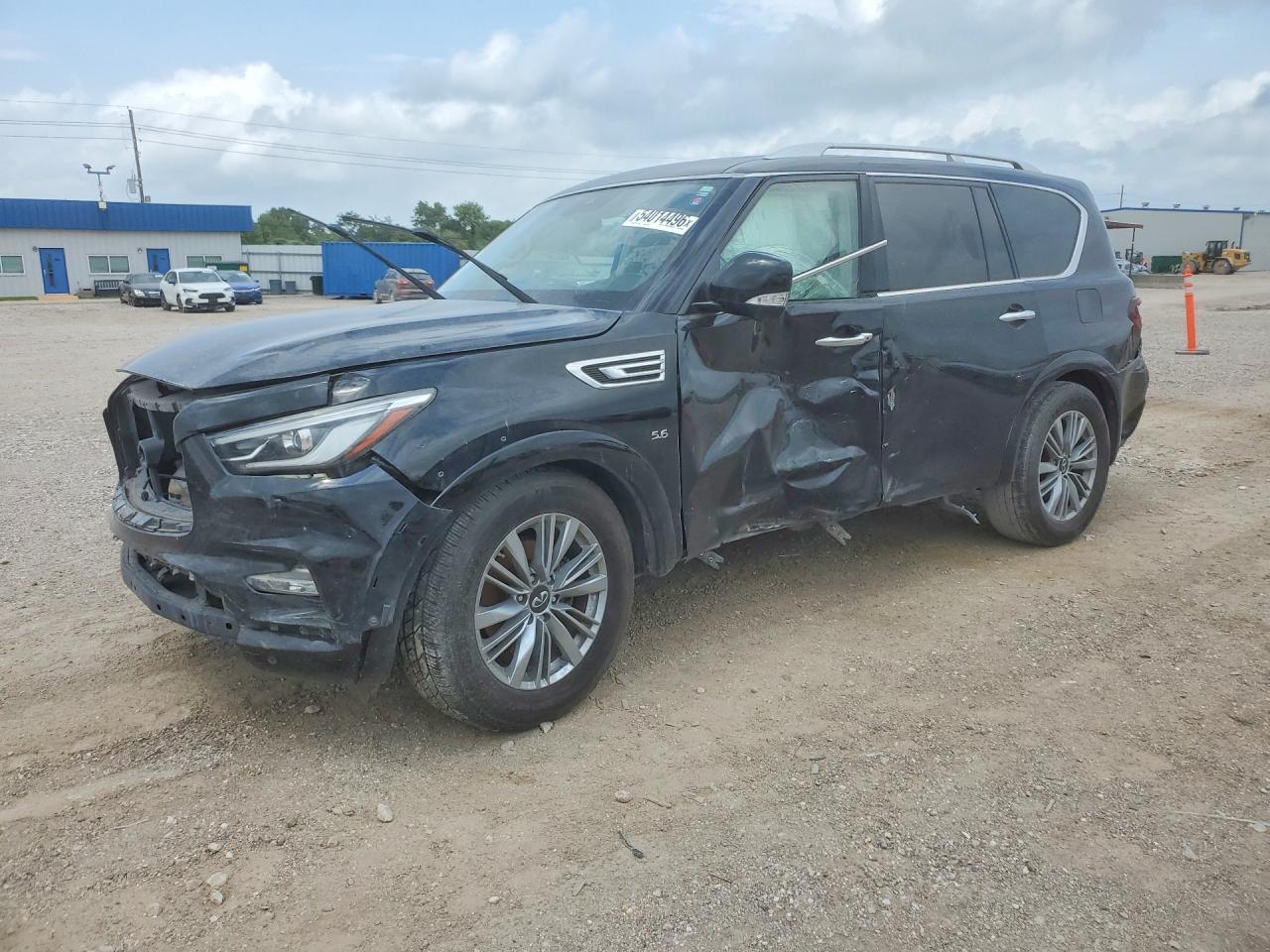 Salvage INFINITI Qx Image