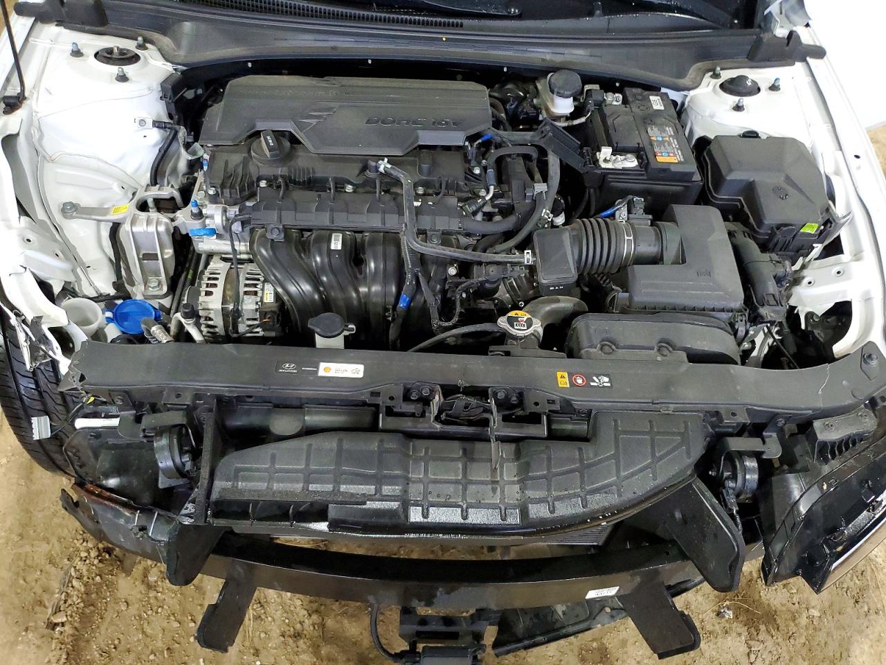Hyundai ELANTRA Sel