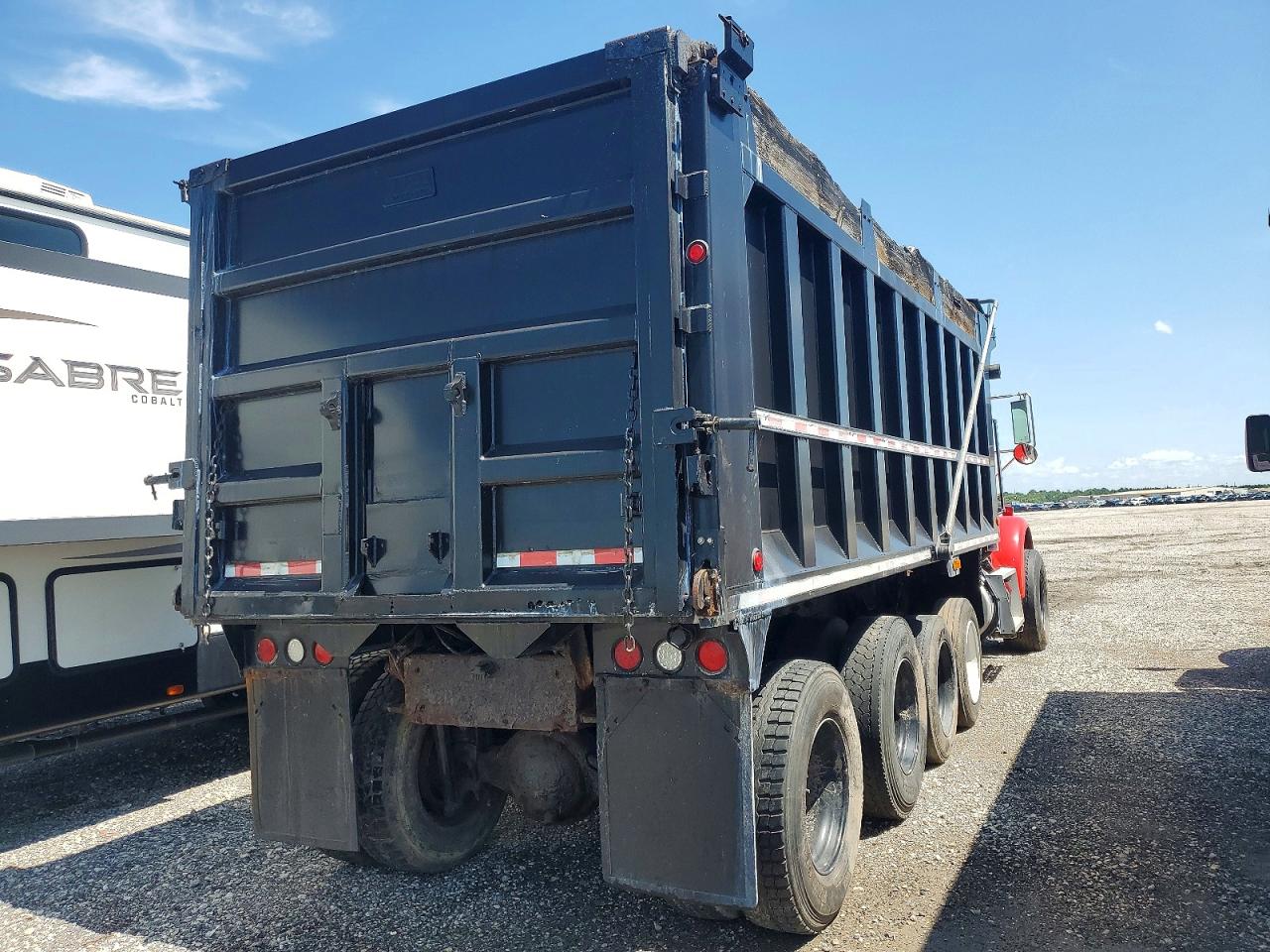 Freightliner Conventional Fld120