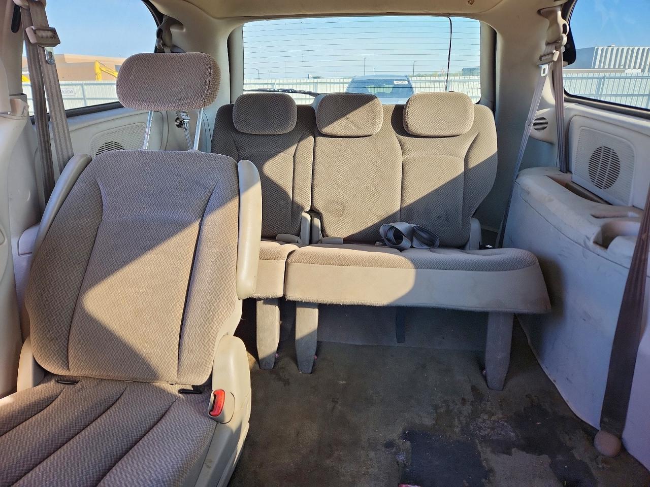 Dodge Caravan Sxt