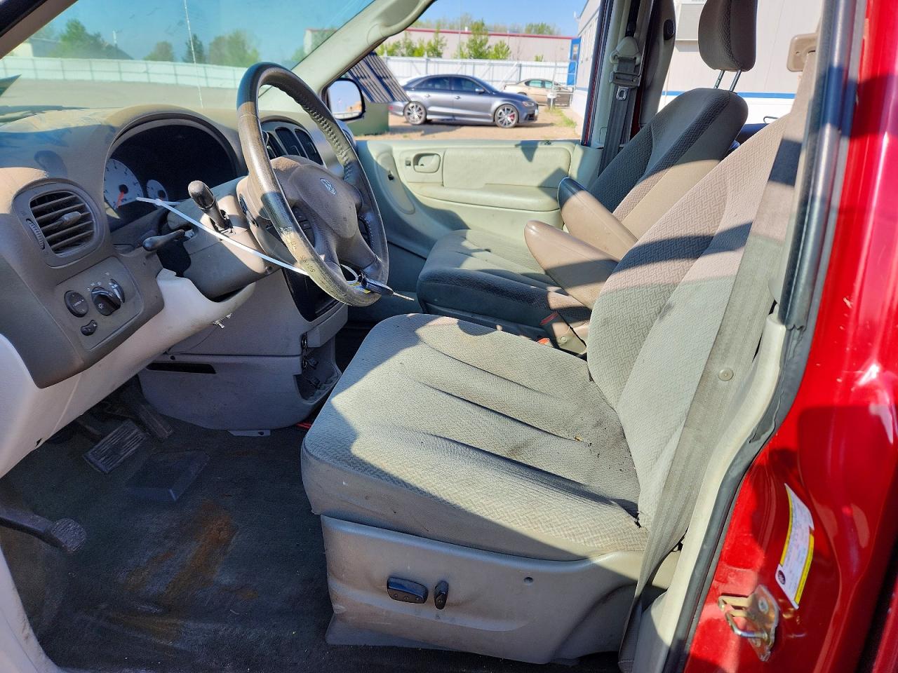 Dodge Caravan Sxt